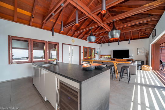 VILLA DANSE DU SOLEIL KITCHEN & DINING AREA 8