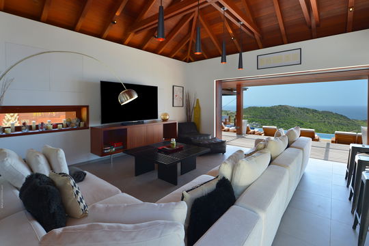VILLA DANSE DU SOLEIL LIVING AREA 2