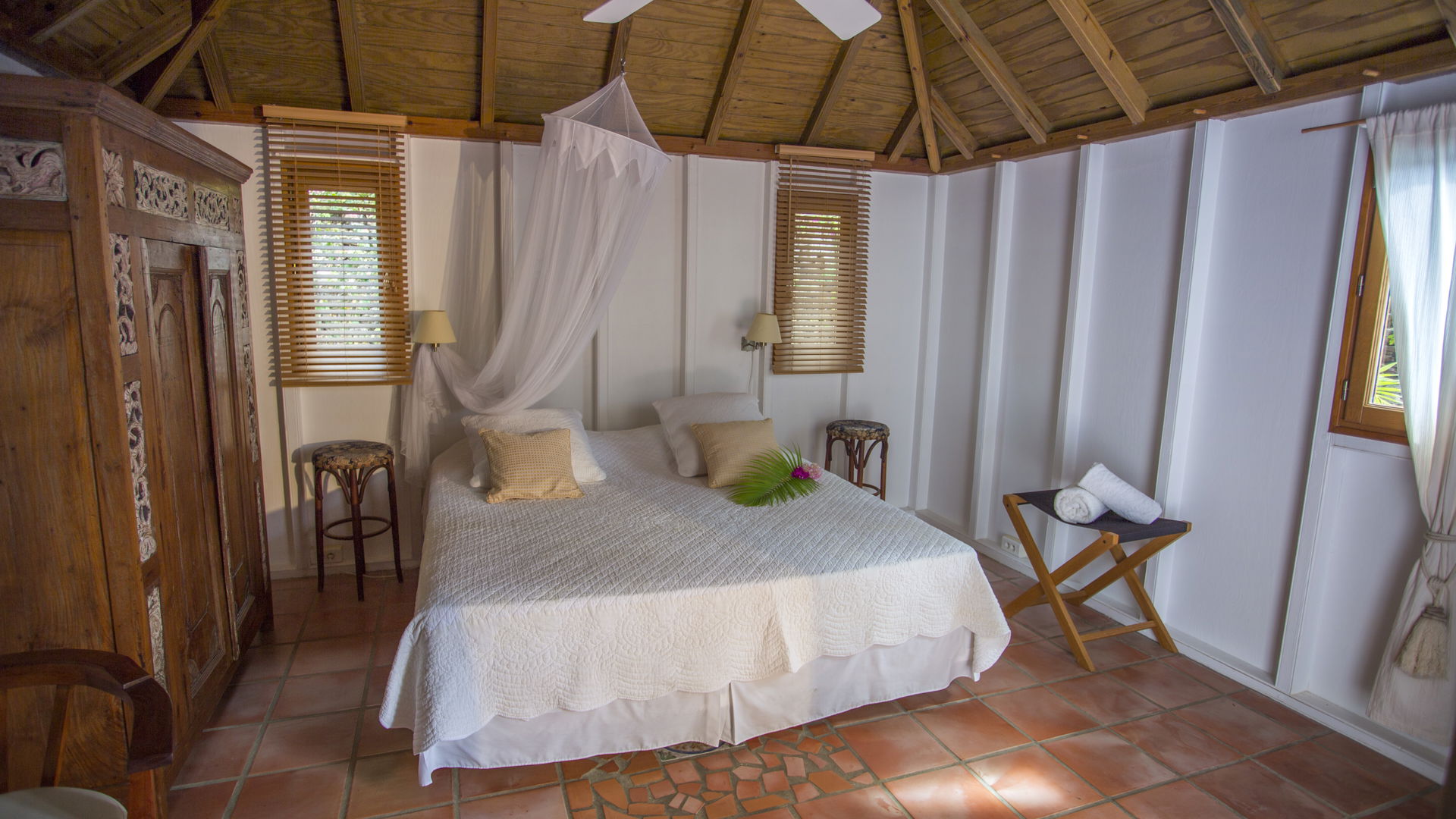 BEDROOM 1