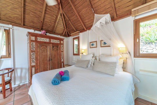 VILLA APIANO BEDROOM1 4