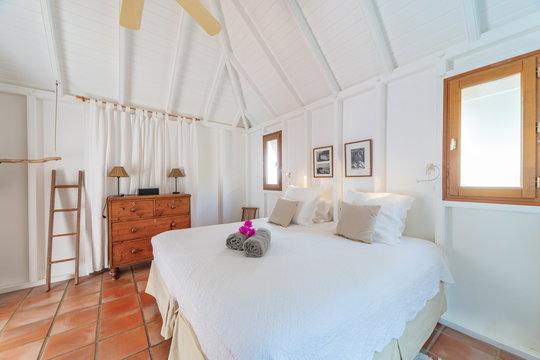 VILLA APIANO BEDROOM2 5