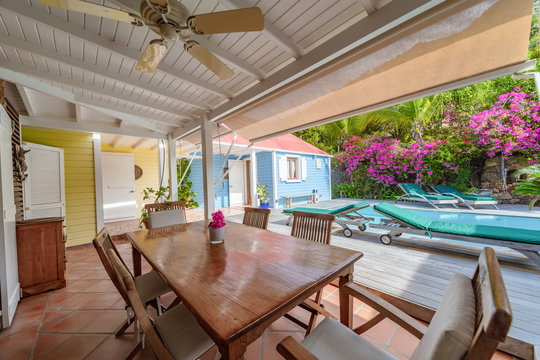 VILLA APIANO KITCHEN & DINING AREA 5