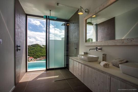 VILLA PASSAGE BEDROOM1 5