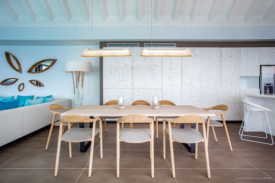 VILLA PASSAGE KITCHEN & DINING AREA 2