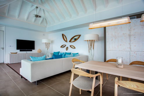 VILLA PASSAGE LIVING AREA 2