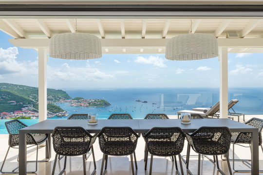 VILLA THE VIEW KITCHEN & DINING AREA 1
