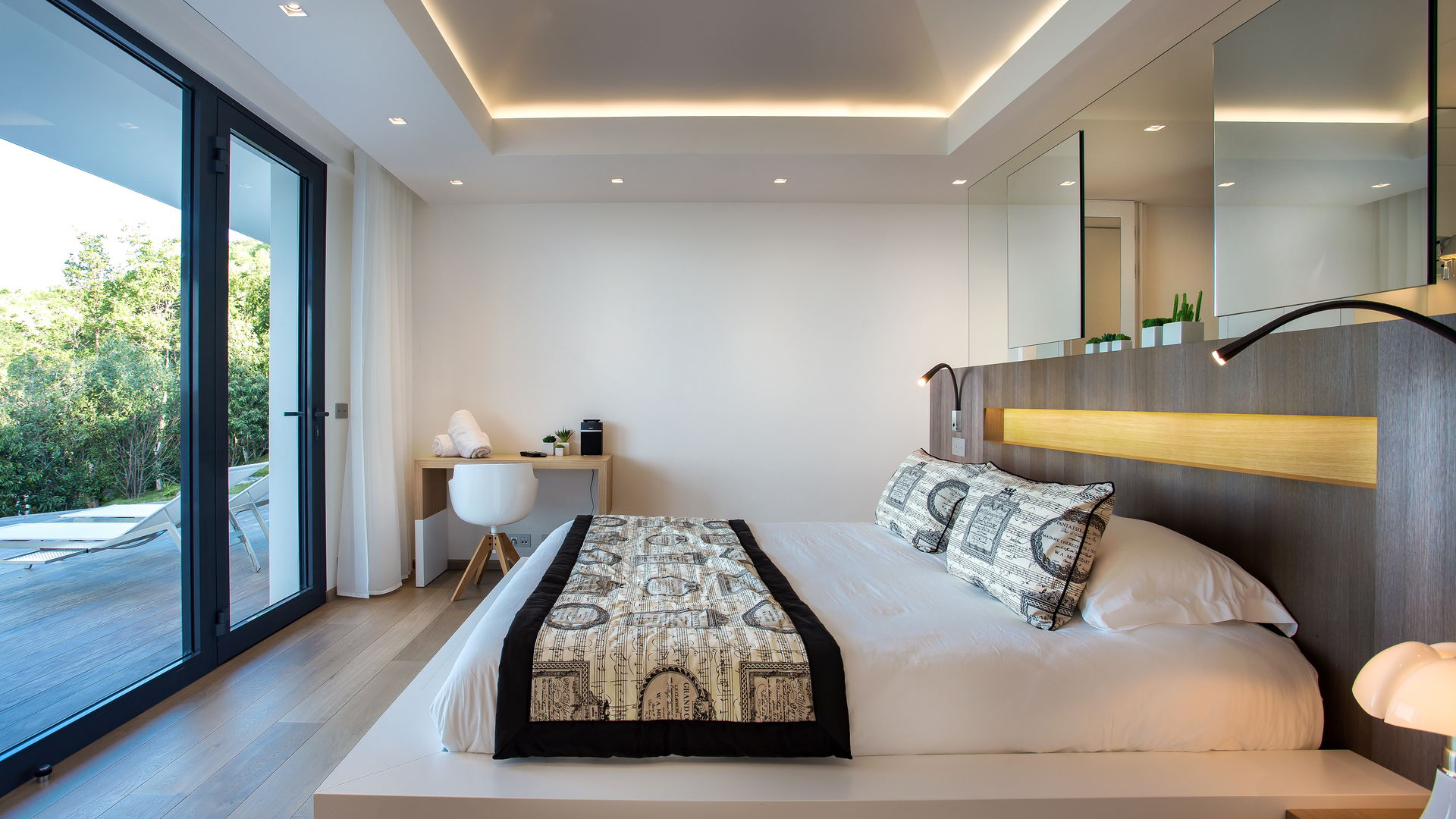 BEDROOM 1