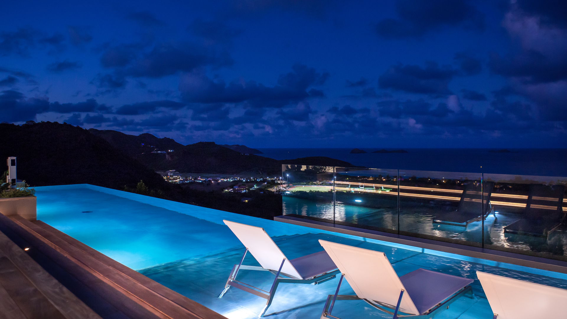 BY NIGHT