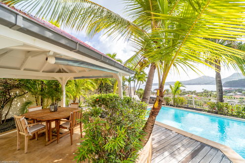 VILLA CALYPSO KITCHEN & DINING AREA 6