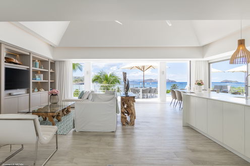 VILLA AVENSTAR LIVING AREA 1