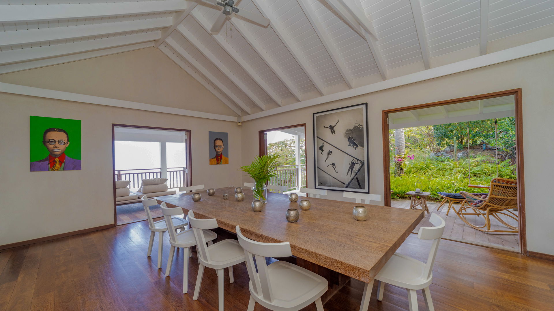 KITCHEN & DINING AREA