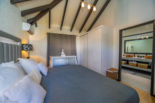 VILLA ECOUTE LES VAGUES BEDROOM1 5