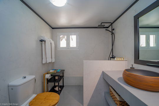 VILLA ECOUTE LES VAGUES BEDROOM1 6