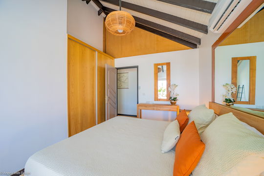 VILLA ECOUTE LES VAGUES BEDROOM2 4