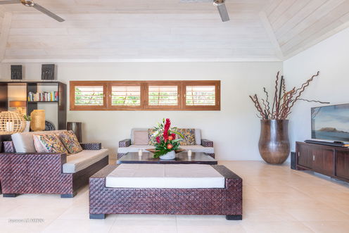 VILLA ANAKAO LIVING AREA 2