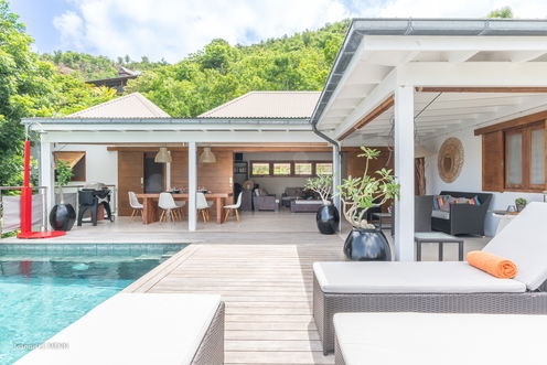 VILLA ANAKAO POOL & TERRACE 4