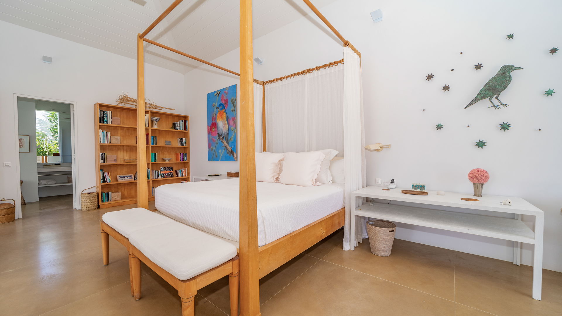 BEDROOM 1