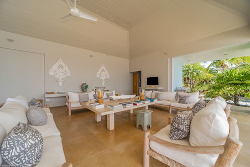 VILLA BOW LIVING AREA 4