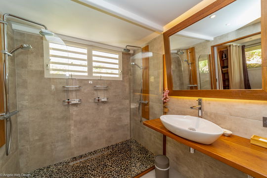 VILLA CASANOVA BEDROOM1 10