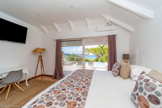 VILLA CASANOVA BEDROOM1 5