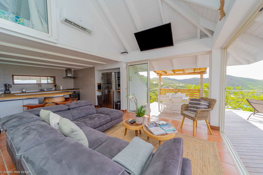 VILLA CASANOVA LIVING AREA 3