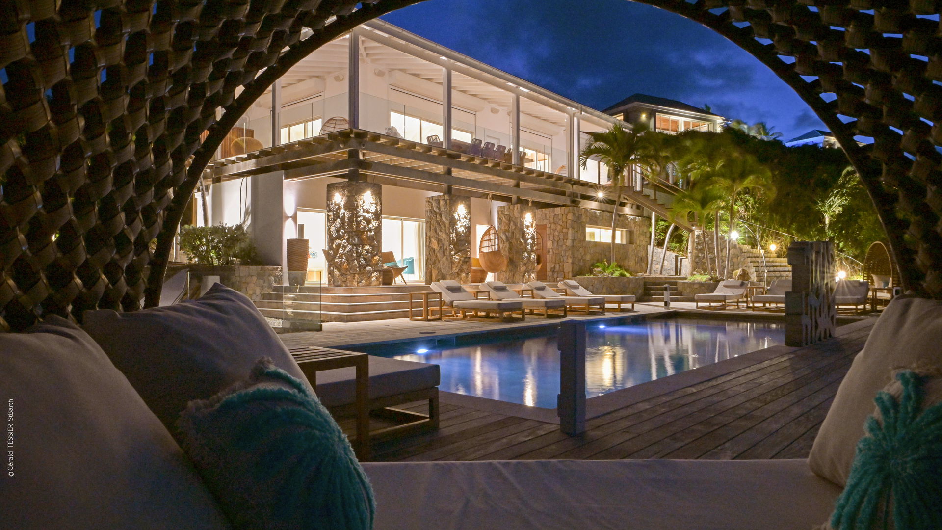 BY NIGHT