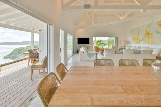 VILLA COEUR DE PIRATE KITCHEN & DINING AREA 5