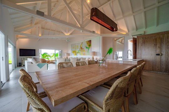 VILLA COEUR DE PIRATE KITCHEN & DINING AREA 6