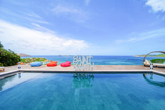 VILLA COEUR DE PIRATE POOL & TERRACE 4