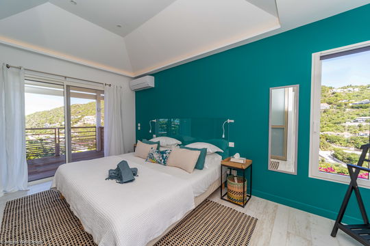 VILLA COUCHER DE SOLEIL BEDROOM1 1