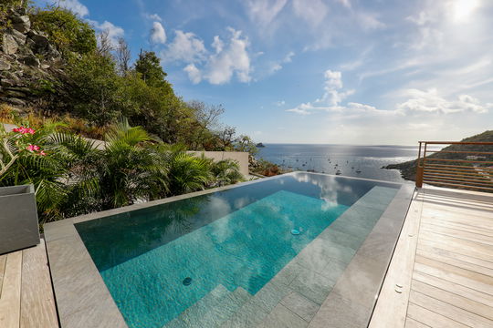 VILLA COUCHER DE SOLEIL POOL & TERRACE 10