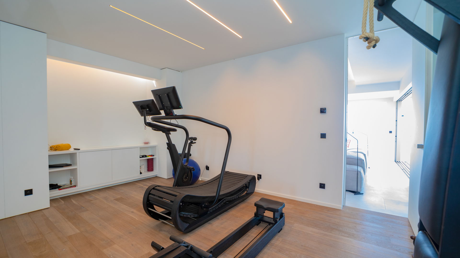 FITNESS AREA