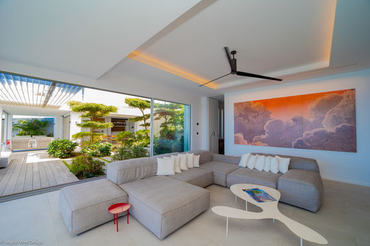 VILLA DOMINGUE LIVING AREA 6