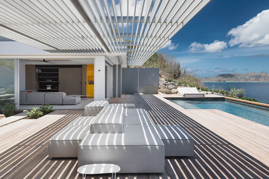 VILLA DOMINGUE OUTDOOR LOUNGE AREA 4