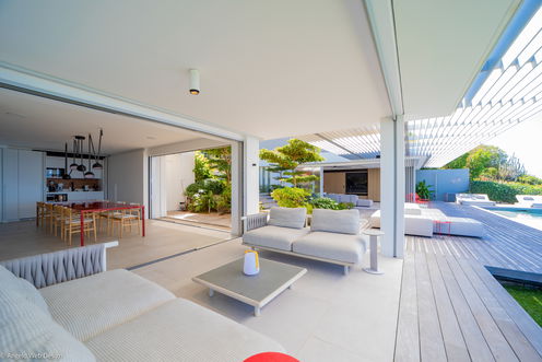 VILLA DOMINGUE OUTDOOR LOUNGE AREA 8