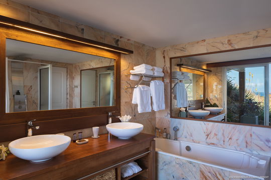 VILLA ENDEAVOUR BEDROOM2 3