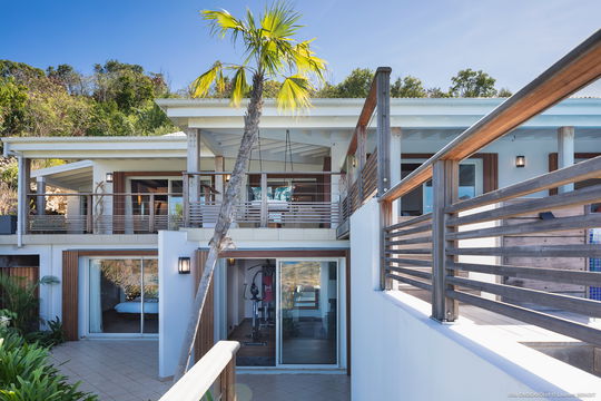 VILLA ENDEAVOUR FITNESS AREA & JACUZZI 3