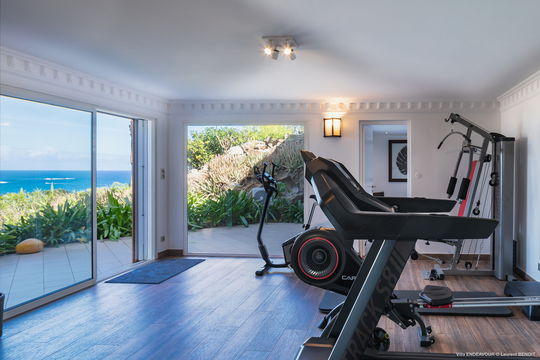 VILLA ENDEAVOUR FITNESS AREA & JACUZZI 4