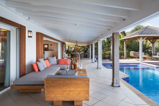 VILLA ENDEAVOUR OUTDOOR LOUNGE AREA 2