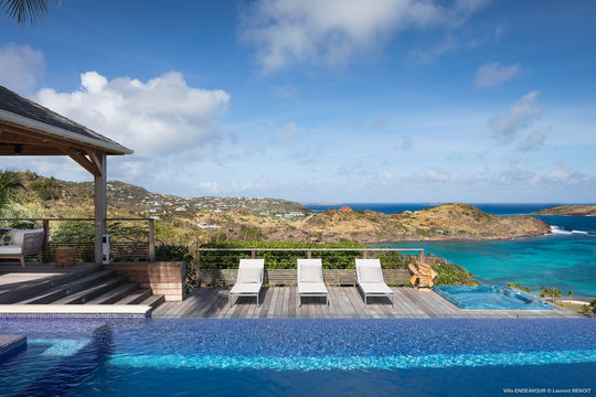 VILLA ENDEAVOUR POOL & TERRACE 3