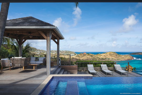 VILLA ENDEAVOUR POOL & TERRACE 4