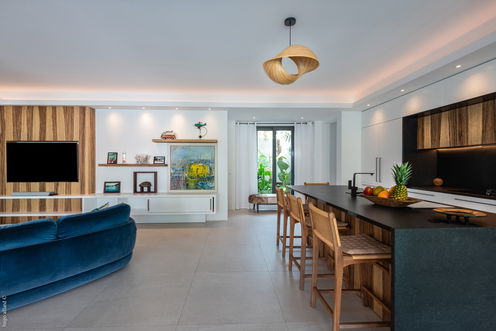 VILLA MARDIX HARBOUR KITCHEN & DINING AREA 1