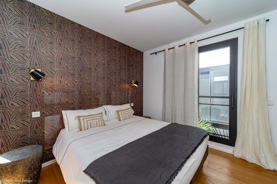 VILLA MARDIX LIGHT BEDROOM1 4