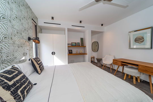 VILLA MARDIX LIGHT BEDROOM2 4