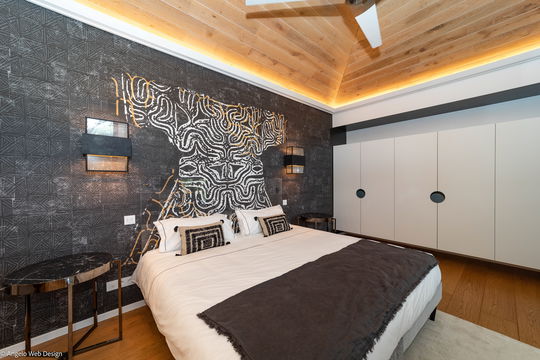 VILLA MARDIX LIGHT BEDROOM3 1