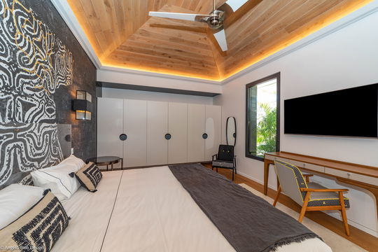 VILLA MARDIX LIGHT BEDROOM3 2