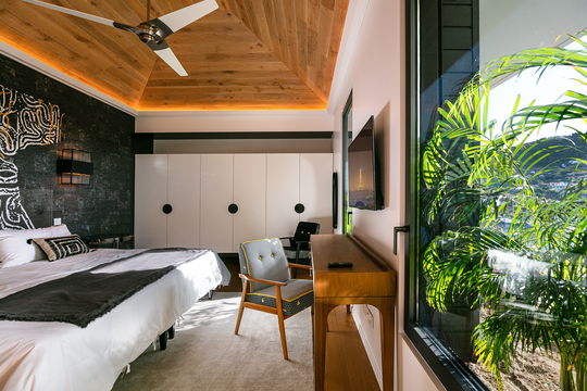 VILLA MARDIX LIGHT BEDROOM3 3