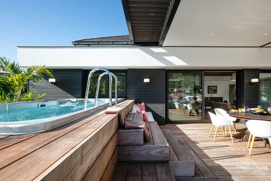 VILLA MARDIX LIGHT JACUZZI 6