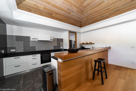 VILLA MARDIX LIGHT KITCHEN & DINING AREA 5