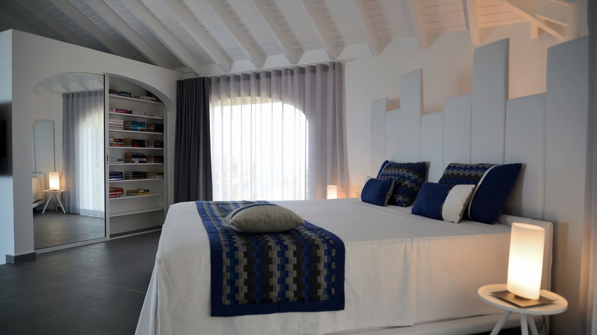 BEDROOM 1